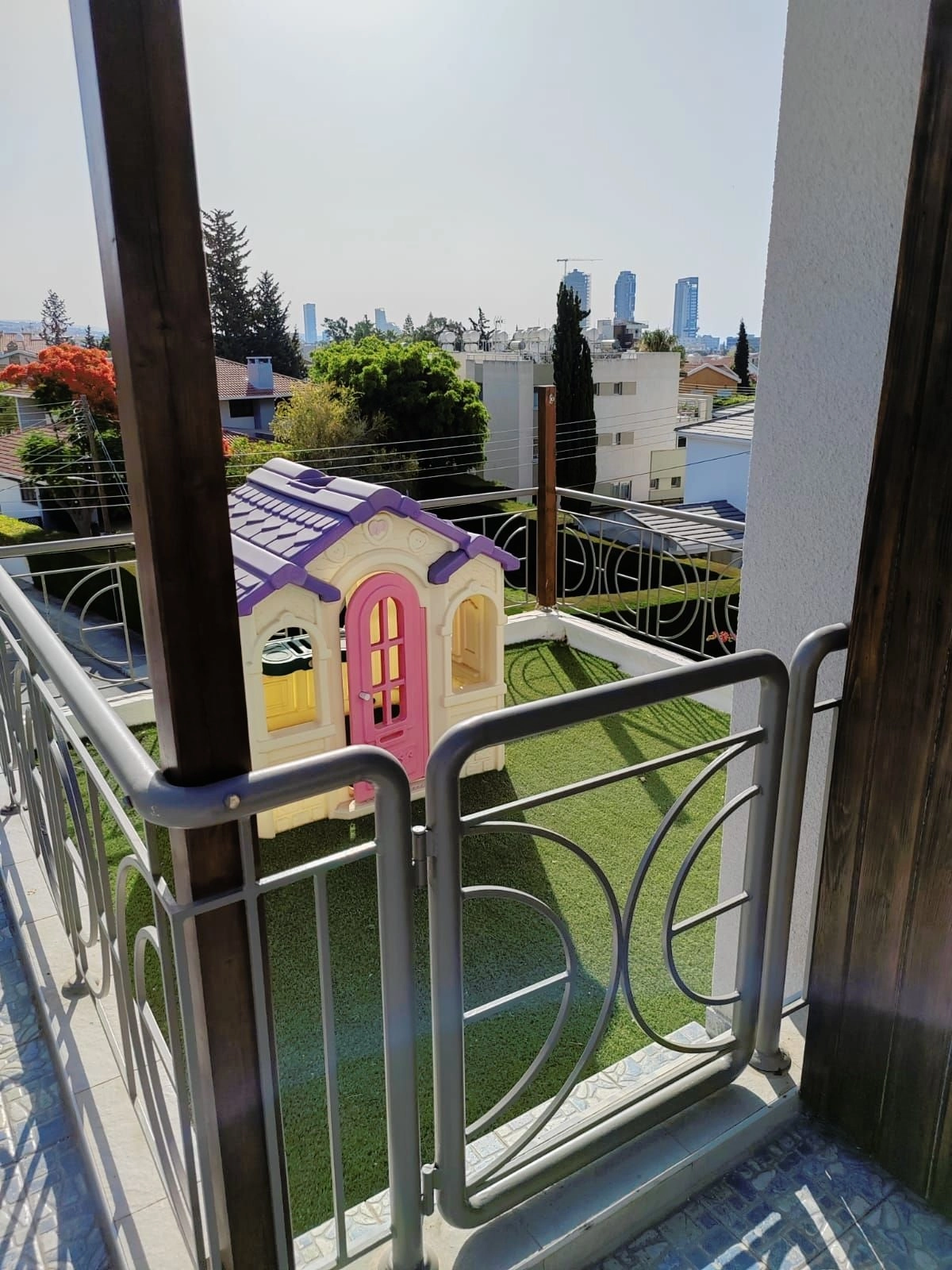 4 Bedroom Apartment for Rent in Potamos Germasogeias, Limassol District