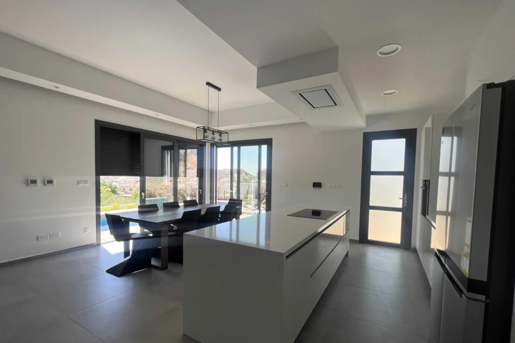 4 Bedroom House for Sale in Limassol – Agios Athanasios