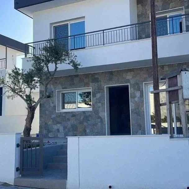 3 Bedroom House for Sale in Parekklisia, Limassol District