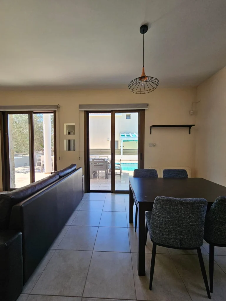 2 Bedroom House for Rent in Konia, Paphos District