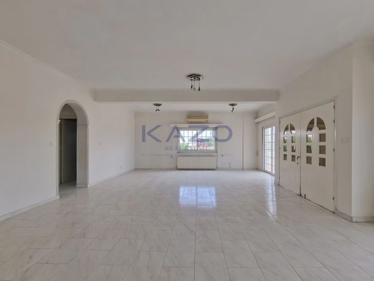 3 Bedroom House for Sale in Aradippou, Larnaca District