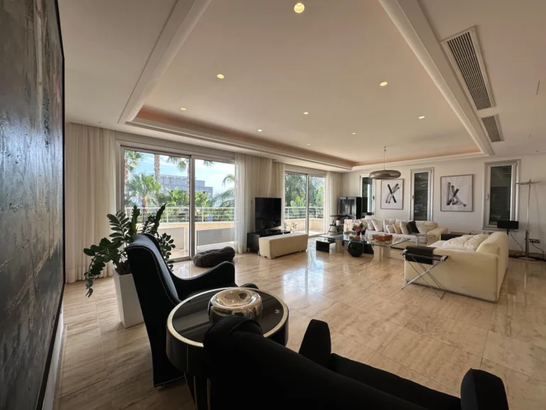 5 Bedroom House for Sale in Agios Tychonas, Limassol District