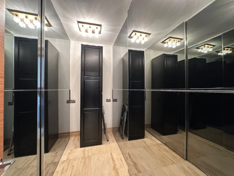 5 Bedroom House for Sale in Agios Tychonas, Limassol District