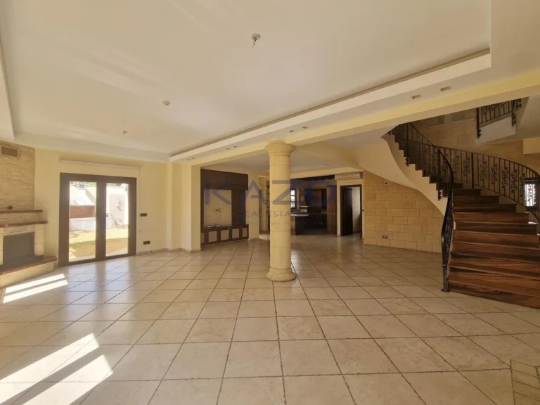 5 Bedroom House for Sale in Tseri, Nicosia District