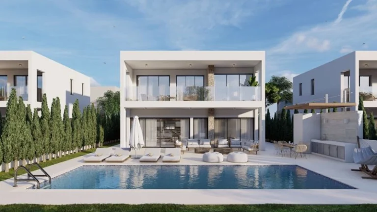3 Bedroom House for Sale in Sea Caves, Paphos District