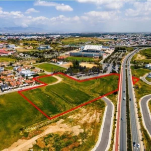 18,200m² Plot for Sale in Strovolos, Nicosia District