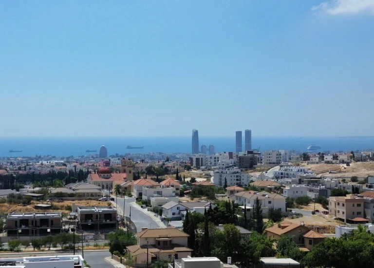 4 Bedroom House for Sale in Limassol – Agios Athanasios