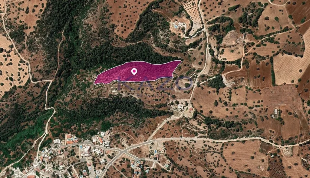 10,200m² Plot for Sale in Neo Chorio Pafou, Paphos District