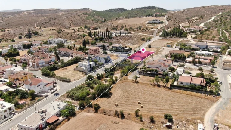 1,078m² Plot for Sale in Pera Chorio, Nicosia District