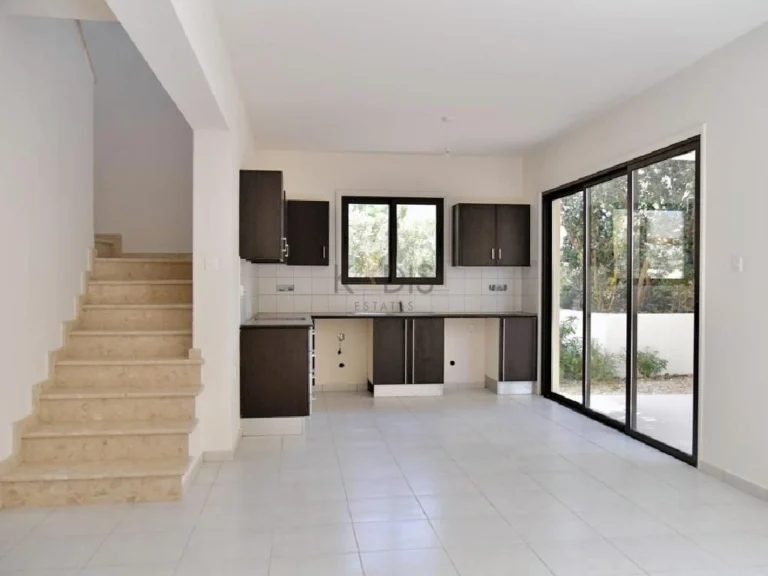 2 Bedroom House for Sale in Tersefanou, Larnaca District