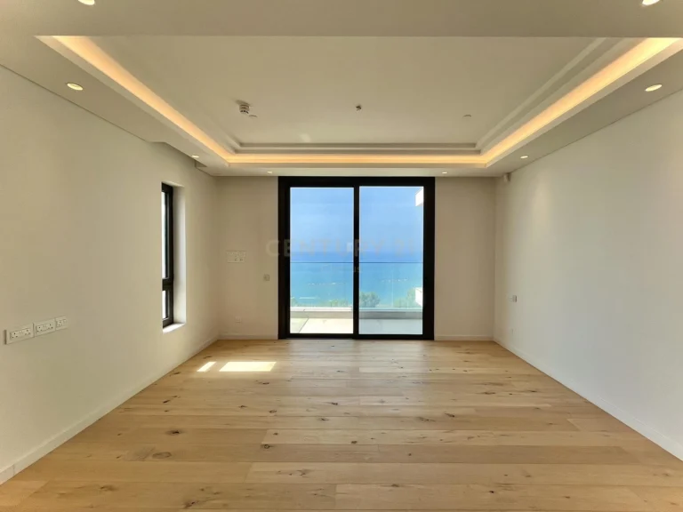 3 Bedroom Apartment for Sale in Agios Tychonas, Limassol District