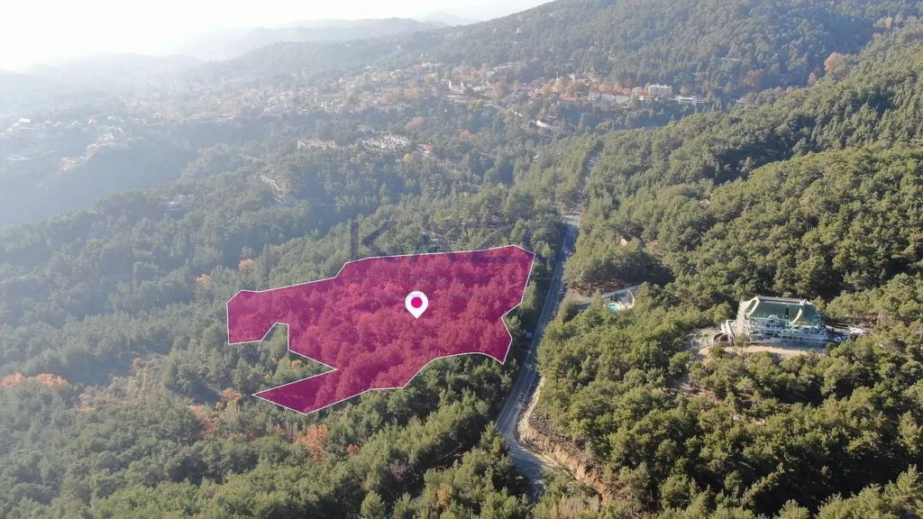 2,370m² Plot for Sale in Limassol District