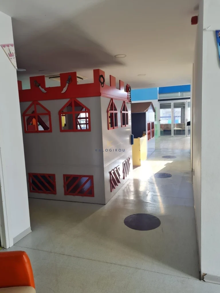 527m² Commercial for Sale in Aradippou, Larnaca District