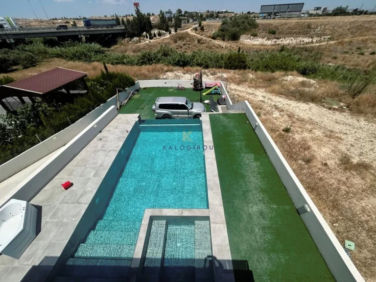 6+ Bedroom House for Sale in Aradippou, Larnaca District