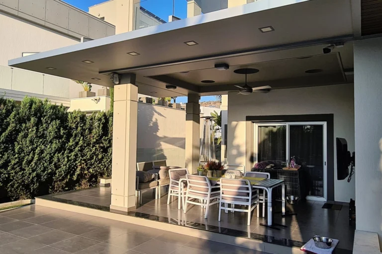 4 Bedroom House for Sale in Agios Tychonas, Limassol District