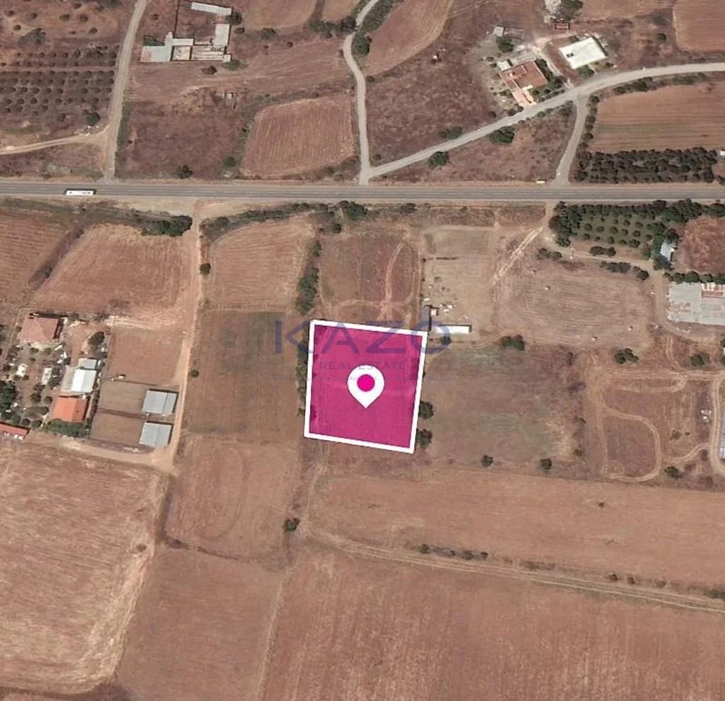 2,007m² Plot for Sale in Nicosia District