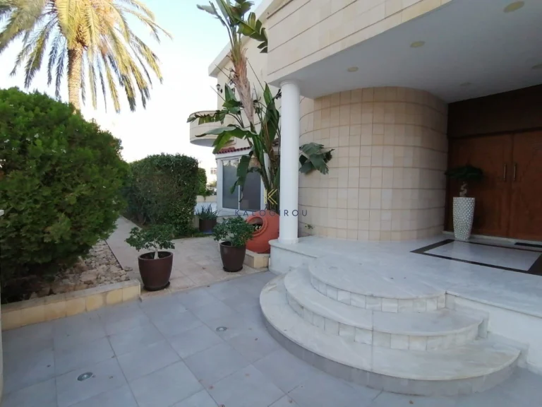 Cheap Houses and Villas for Sale Larnaca up to 900000 euro