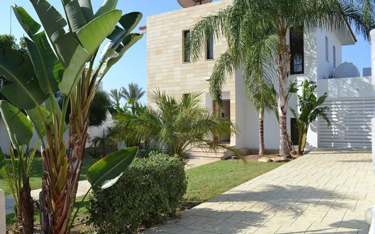 4 Bedroom House for Sale in Agios Theodoros, Larnaca District