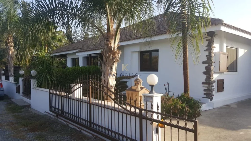 4 Bedroom House for Sale in Meneou, Larnaca District