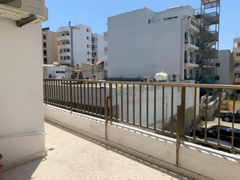 725m² Building for Sale in Larnaca District