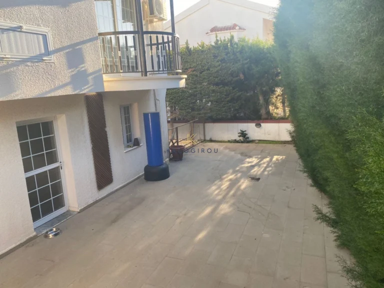 4 Bedroom House for Sale in Aradippou, Larnaca District