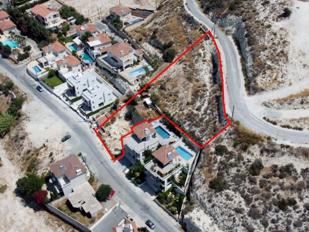 837m² Plot for Sale in Agios Tychonas, Limassol District