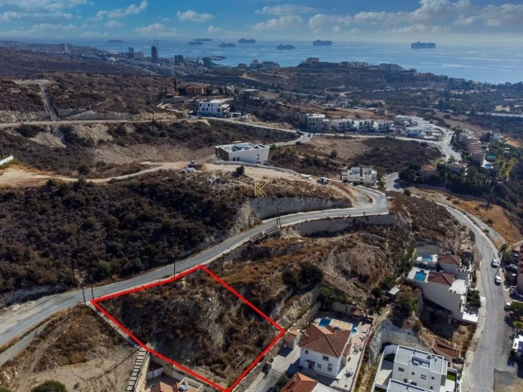 873m² Plot for Sale in Agios Tychonas, Limassol District