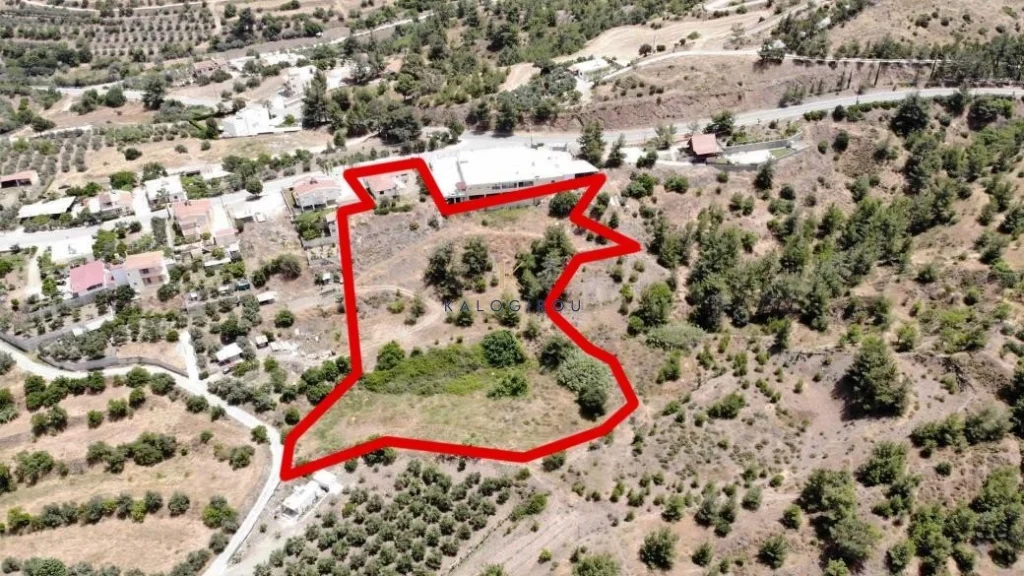 9,340m² Plot for Sale in Agia Marina Xyliatou, Nicosia District