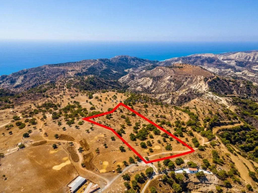 28,429m² Plot for Sale in Pissouri, Limassol District