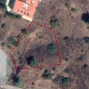 902m² Plot for Sale in Evrychou, Nicosia District