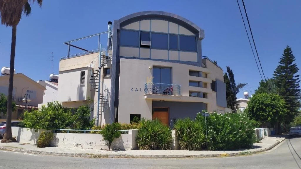 5 Bedroom House for Sale in Engomi, Nicosia District