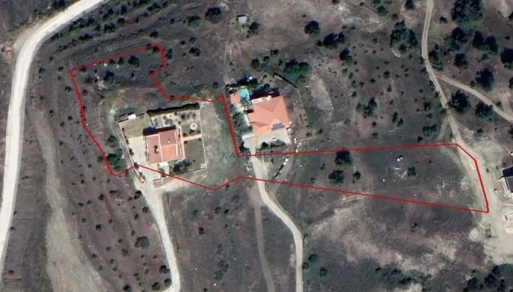 7,445m² Plot for Sale in Agia Marina Xyliatou, Nicosia District