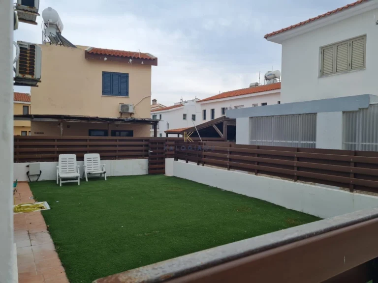 3 Bedroom House for Sale in Pervolia Larnacas