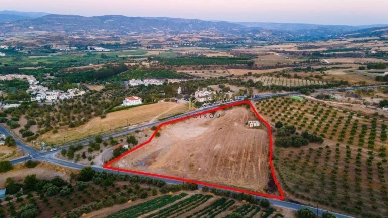 13,676m² Plot for Sale in Chrysochou, Paphos District