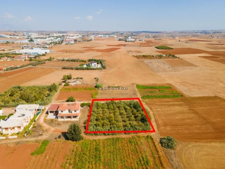 2,168m² Plot for Sale in Kokkinotrimithia, Nicosia District