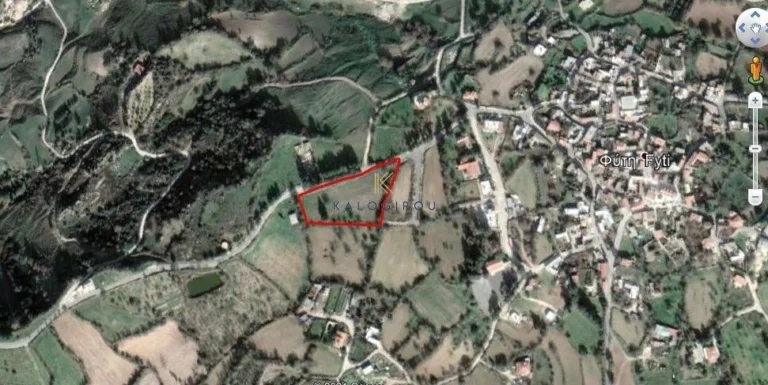 6,857m² Plot for Sale in Fyti, Paphos District