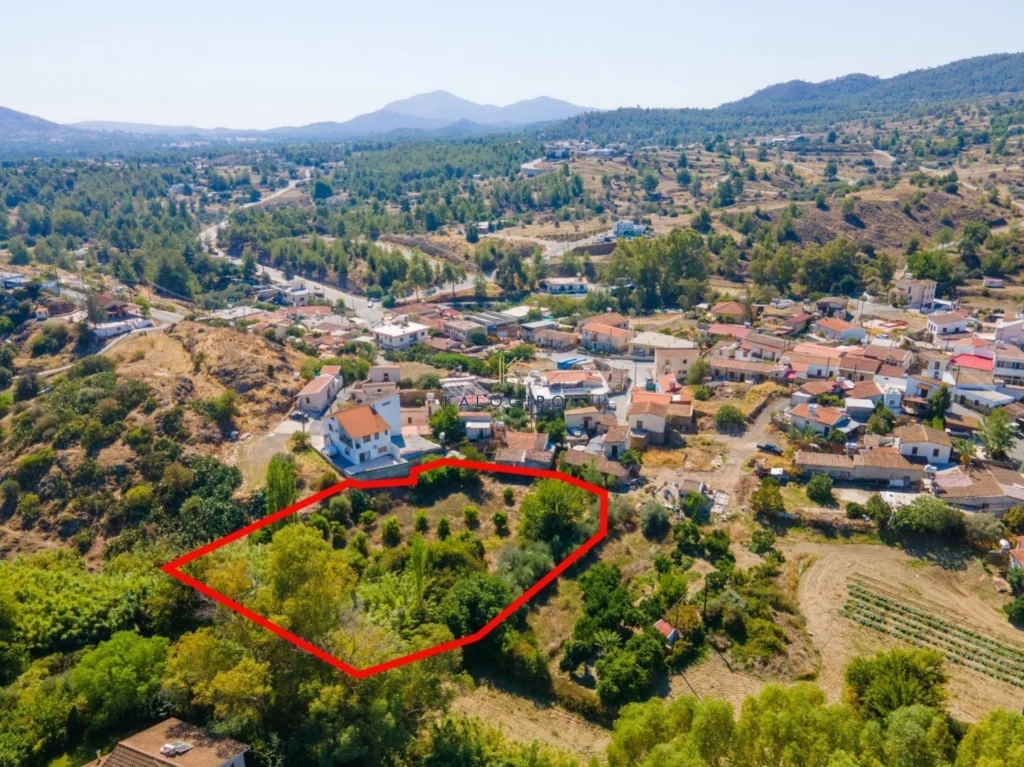 1,673m² Plot for Sale in Sia, Nicosia District