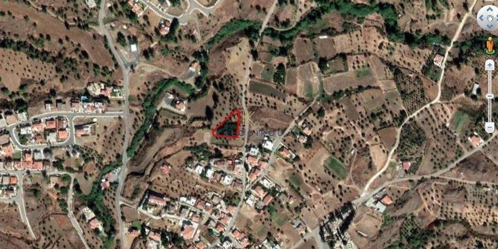 1,673m² Plot for Sale in Lythrodontas, Nicosia District