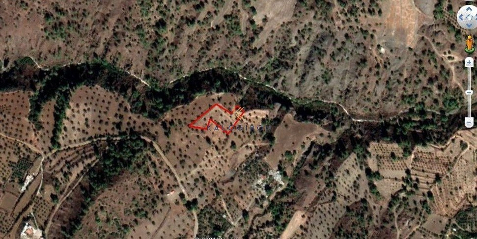 3,345m² Plot for Sale in Lythrodontas, Nicosia District