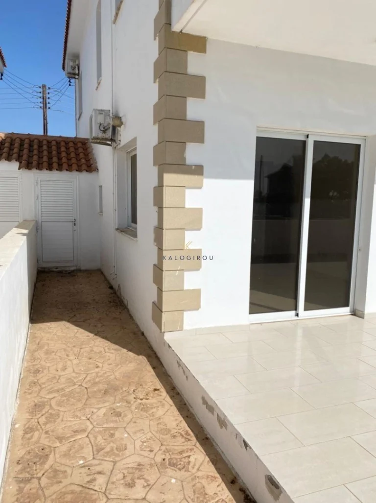 5 Bedroom House for Sale in Kiti, Larnaca District