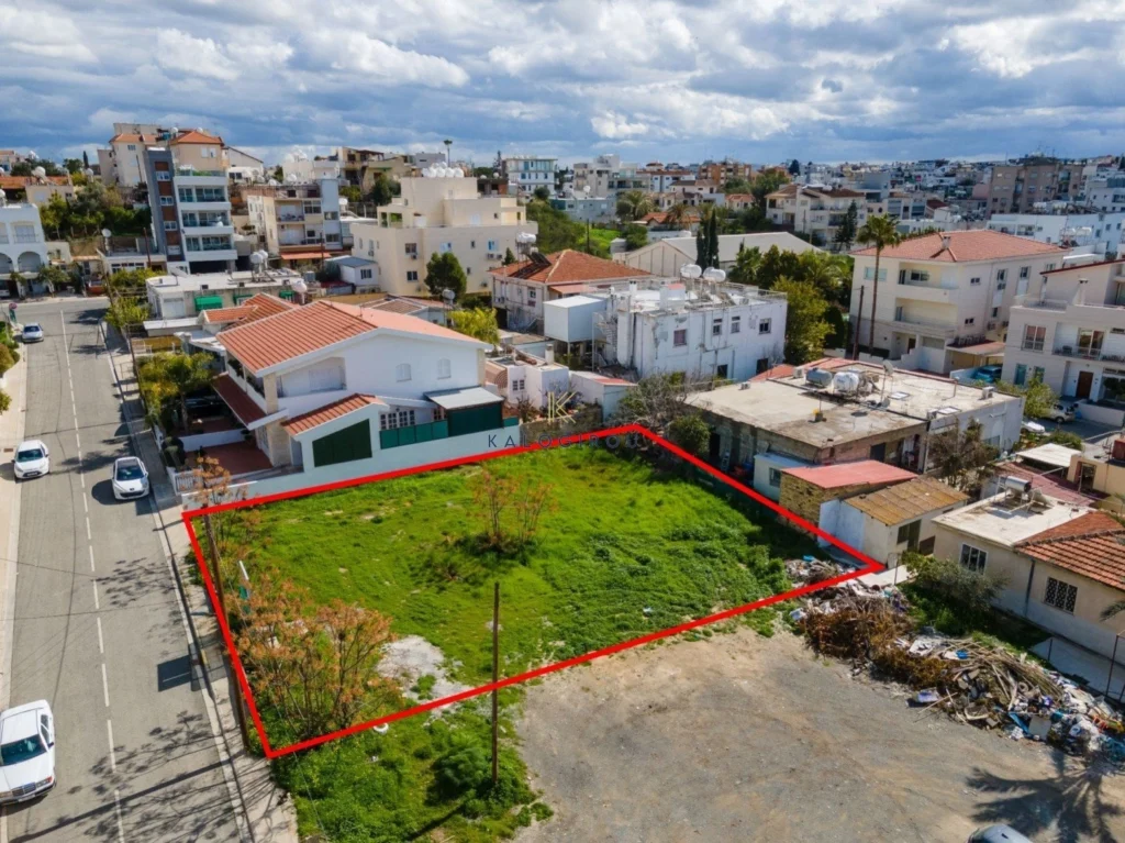 558m² Plot for Sale in Agios Dometios, Nicosia District