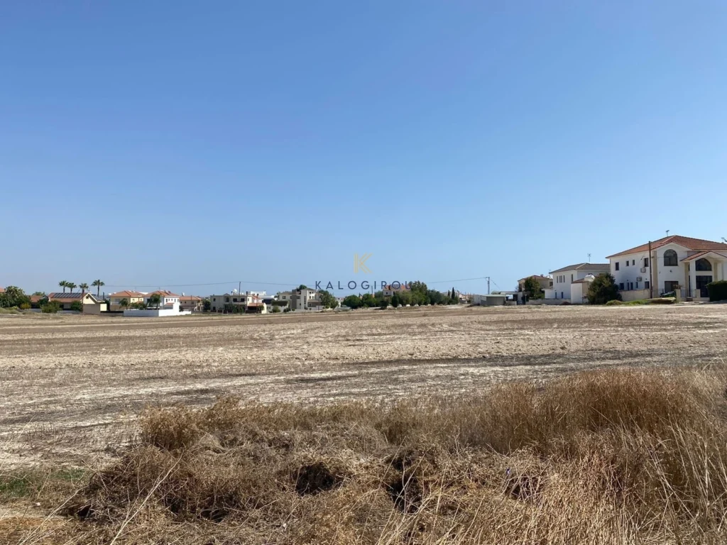 14,530m² Plot for Sale in Livadia Larnakas, Larnaca District