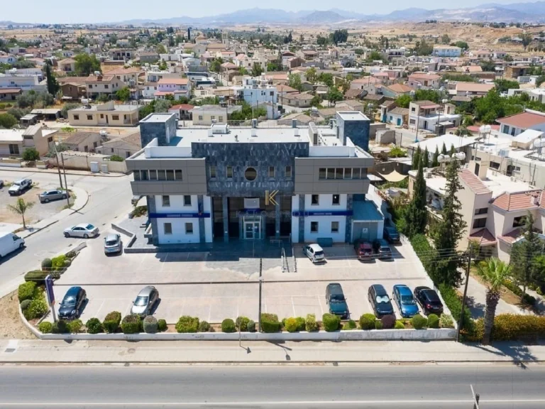 933m² Building for Sale in Akaki, Nicosia District