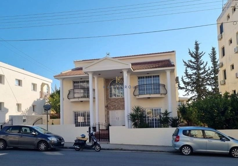 5 Bedroom House for Sale in Drosia, Larnaca District