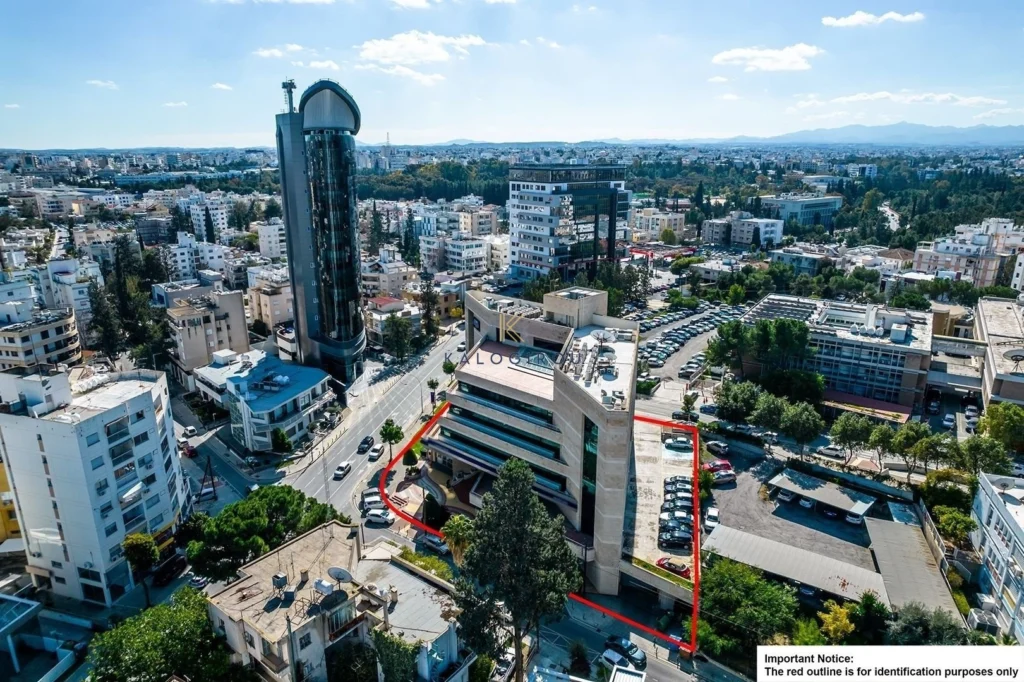 3954m² Building for Sale in Agioi Omologites, Nicosia District