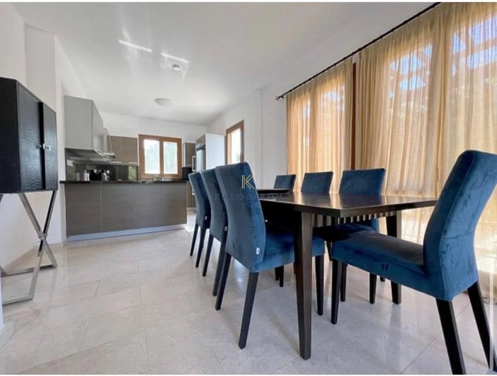 3 Bedroom House for Sale in Kouklia Pafou, Paphos District