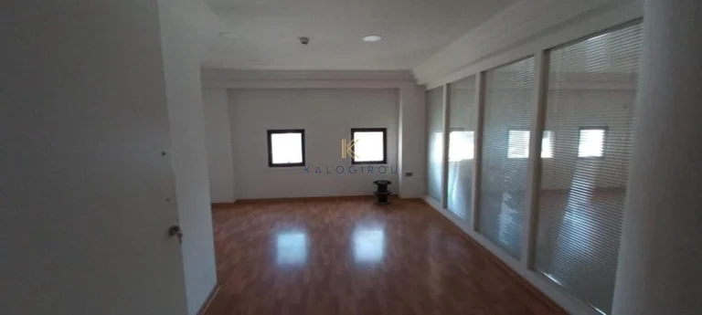 960m² Building for Rent in Larnaca District