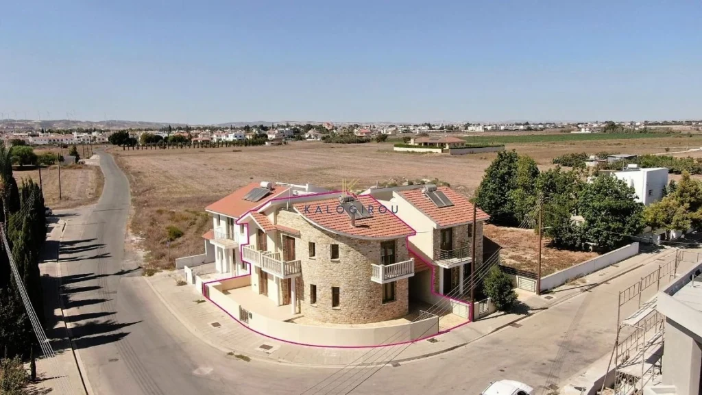 3 Bedroom House for Sale in Pervolia Larnacas