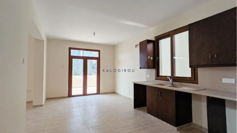 3 Bedroom House for Sale in Pervolia Larnacas