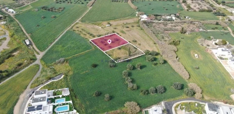 1,655m² Plot for Sale in Livadia Larnakas, Larnaca District